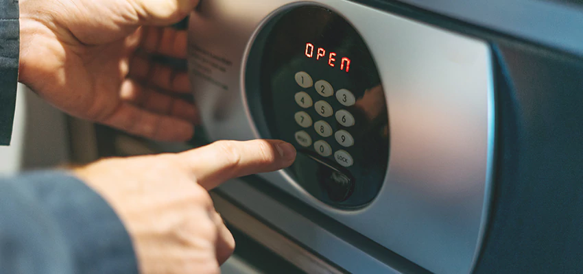 Cash Safe Openers in Union City, New Jersey